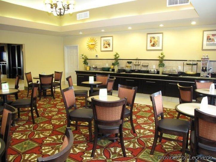 La Quinta By Wyndham Lumberton Hotel Restoran gambar